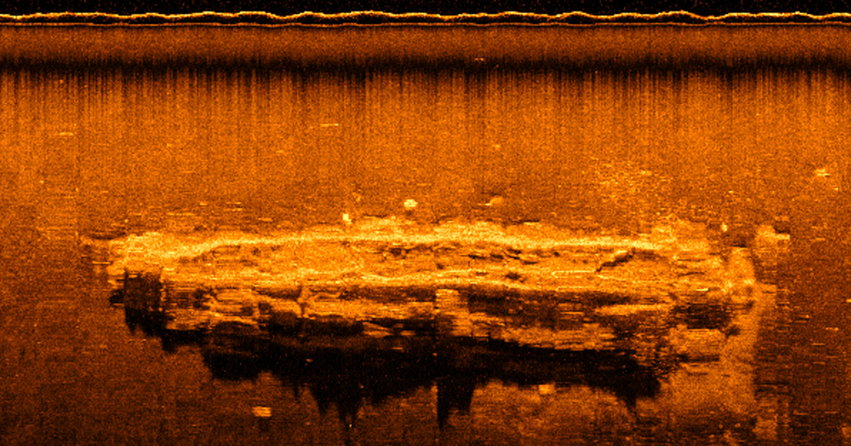 Side scan sonar image of Monfalcone. © 2006 Gary Fabian.