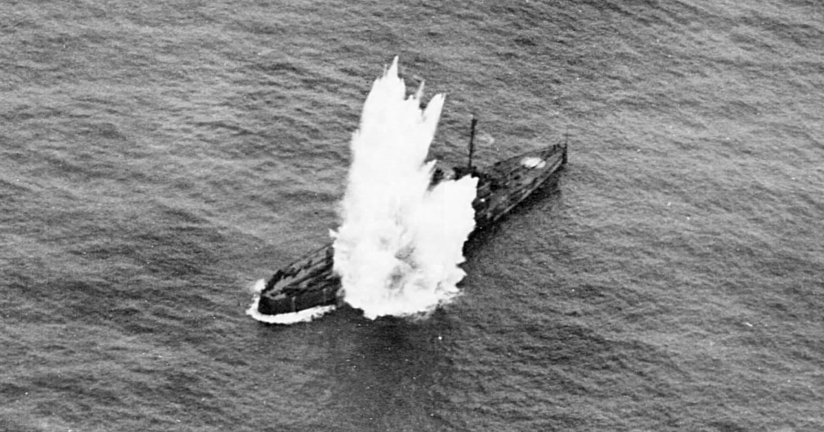 Ostfriesland bomb strike. Photo from the US National Archives.